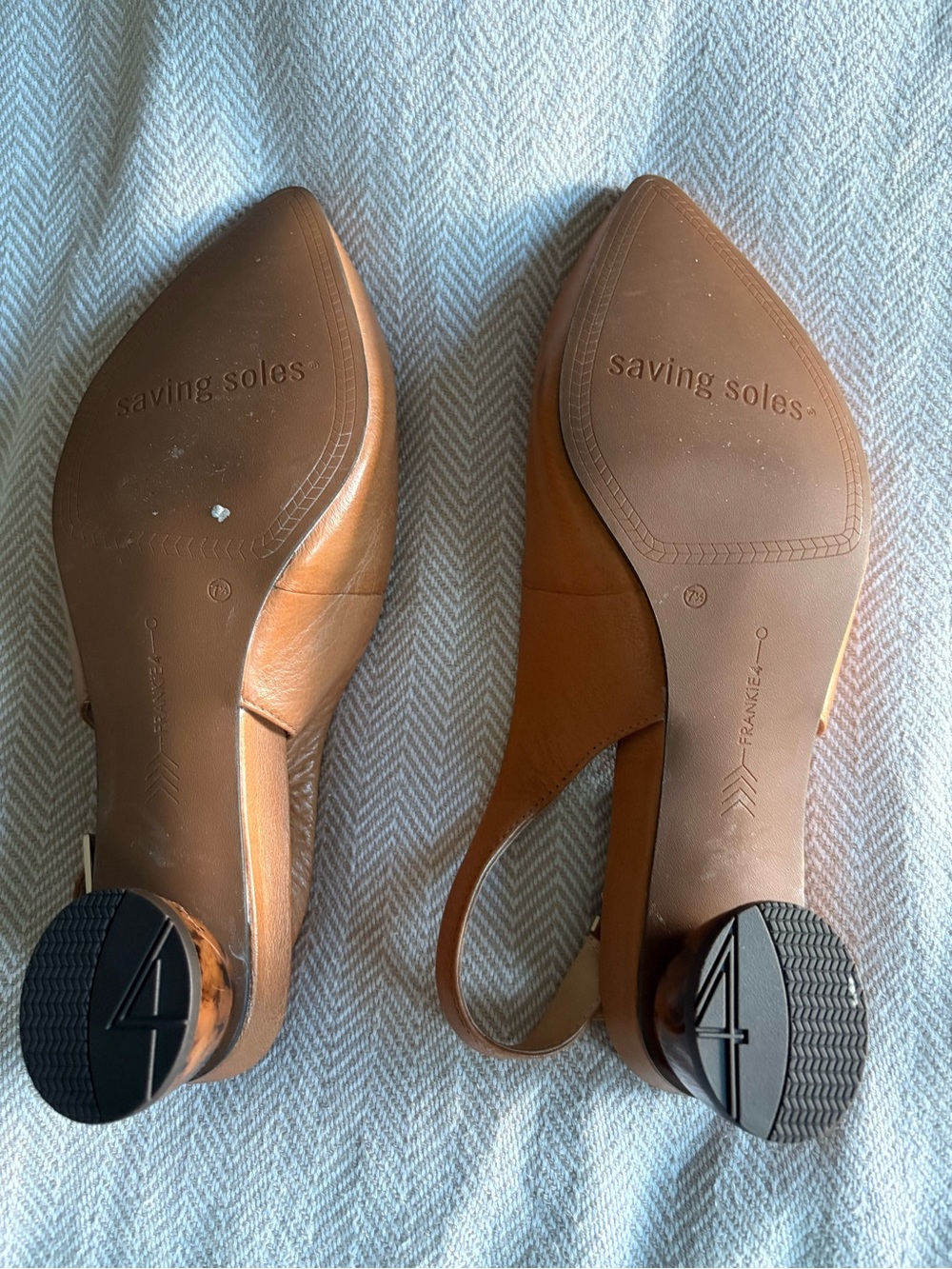 Frankie4 Juliet II Tan Slingbacks with Tortoise Heel - Picture 4 of 6